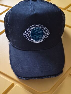 Black Rhinestone Eye Embellished Trucker Cap Laurrn Moshi
